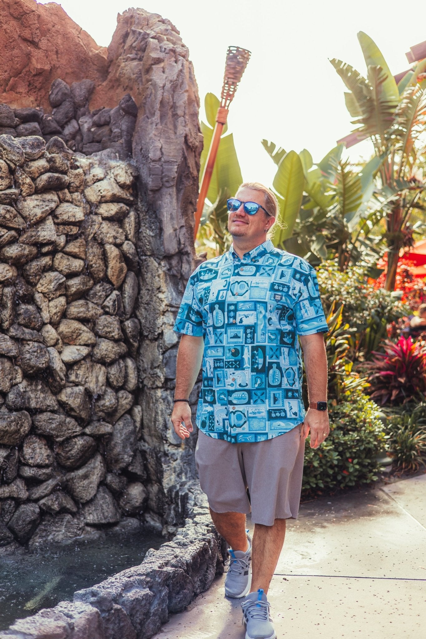 Blue Hawaii Tiki Tiki Aloha Shirt - MAY PREORDER | Park Candy